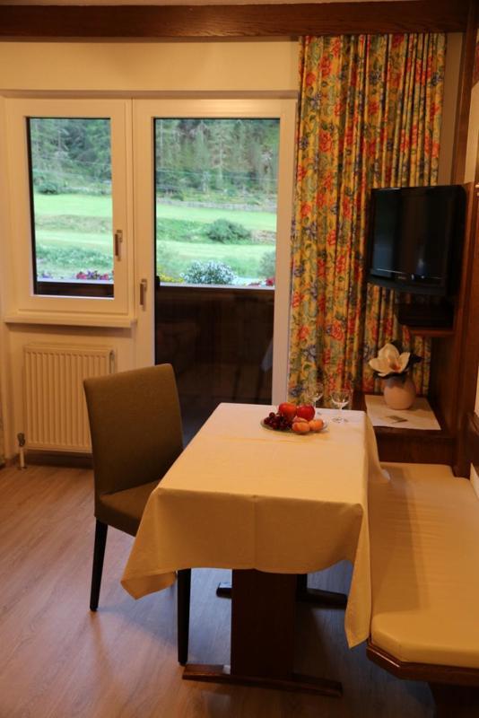 Ferienhaus Brigitte แลงเงนเฟลด์ ภายนอก รูปภาพ