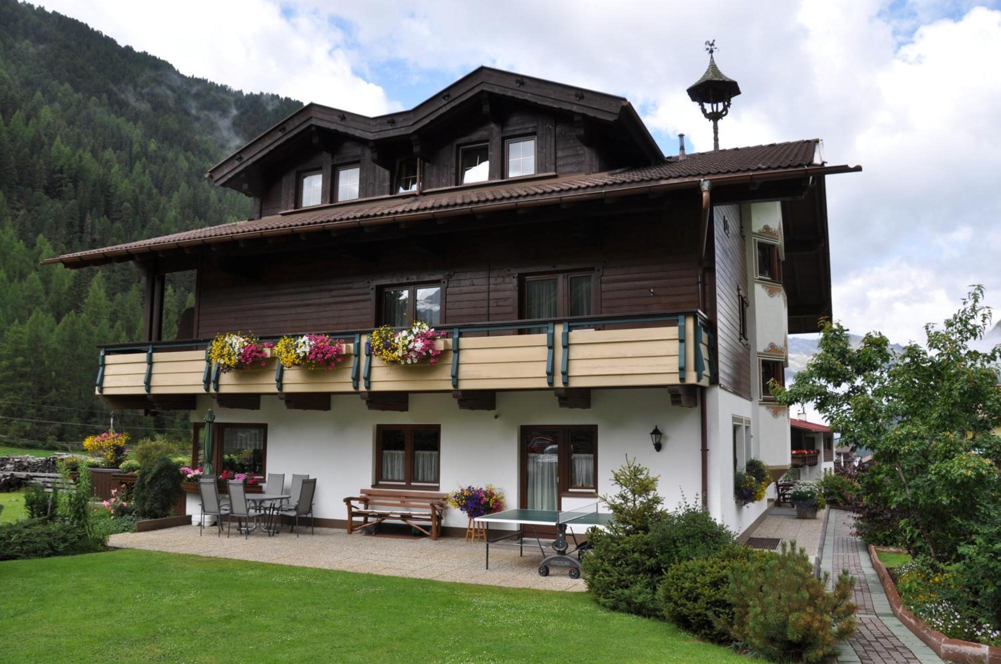 Ferienhaus Brigitte แลงเงนเฟลด์ ภายนอก รูปภาพ