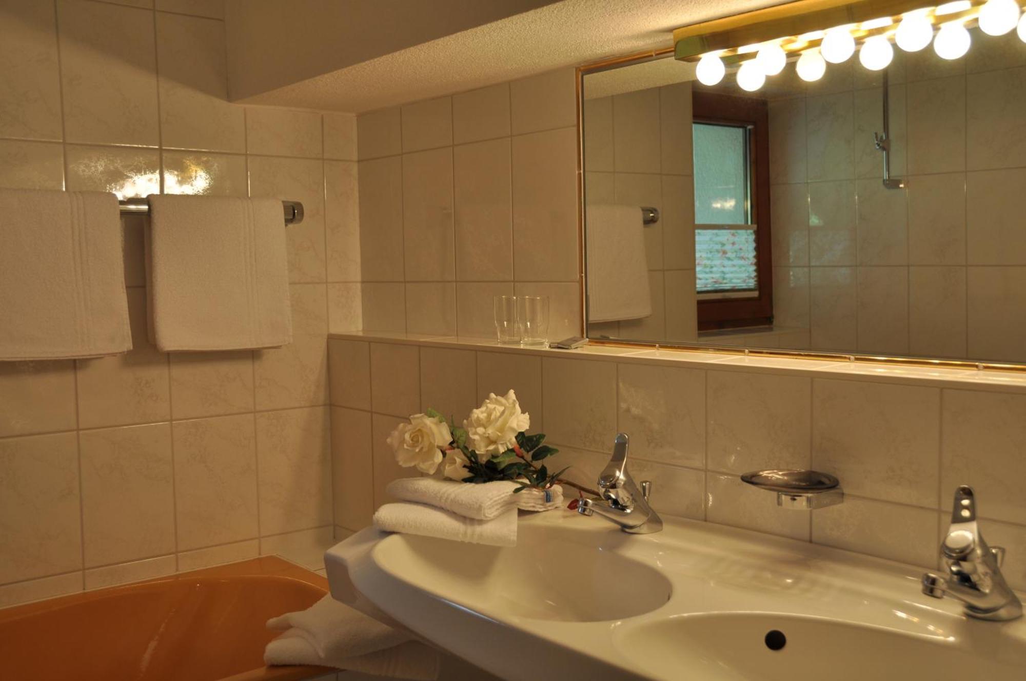 Ferienhaus Brigitte แลงเงนเฟลด์ ห้อง รูปภาพ